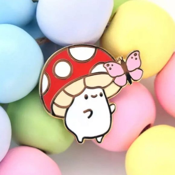 *50% OFF! Mushroom friend enamel pin butterfly friends gold red butterflies - Picture 2 of 4